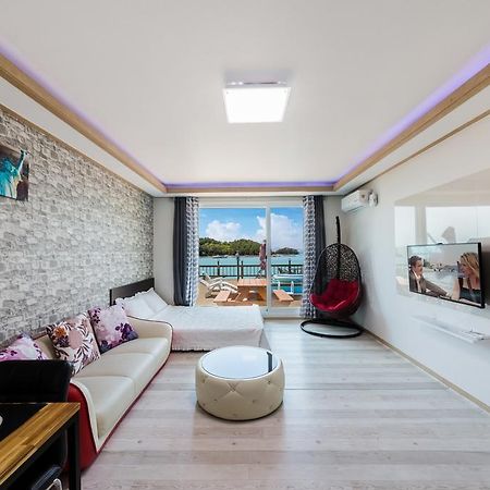 Dolsanmaru Pension Yeosu Bagian luar foto