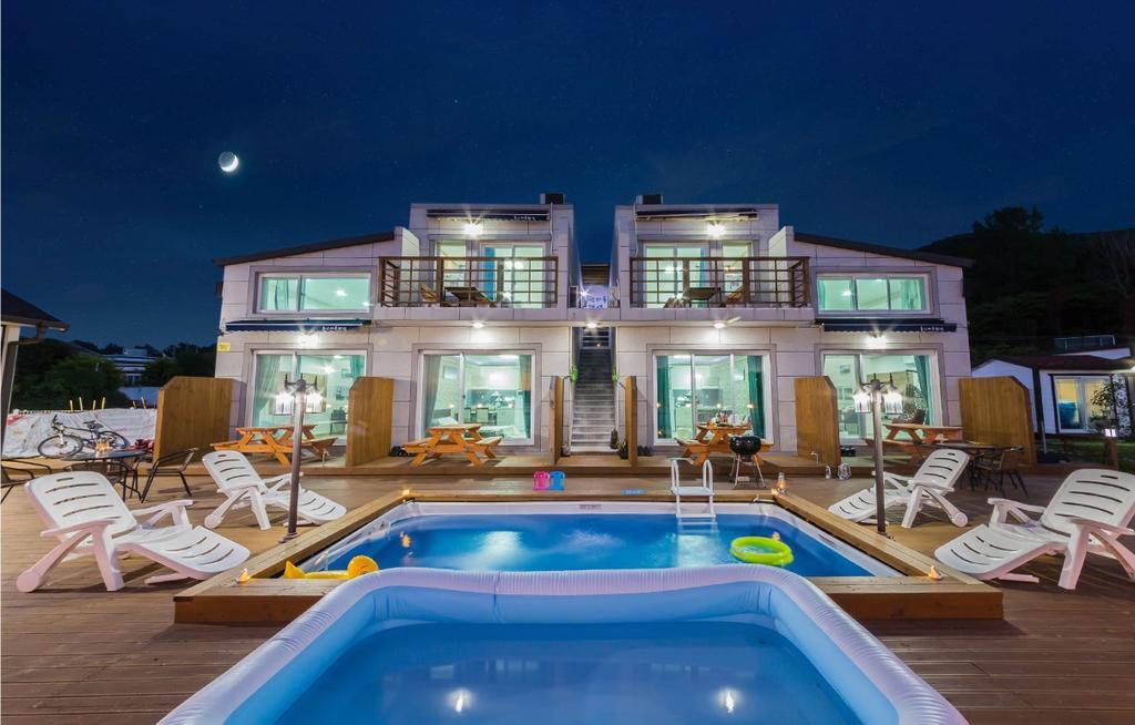 Dolsanmaru Pension Yeosu Bagian luar foto