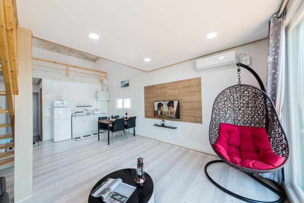 Dolsanmaru Pension Yeosu Bagian luar foto